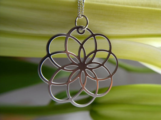 Dahlia pendant in stainless steel